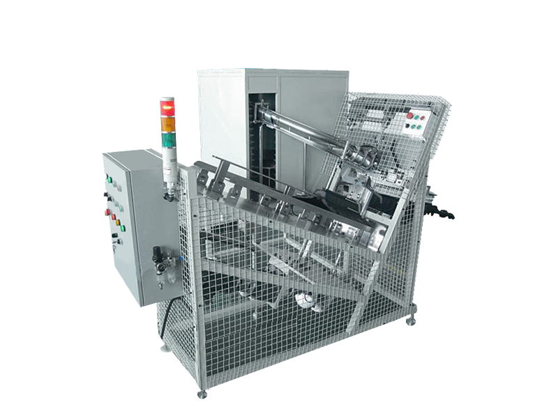 衣架自动插钩机：提升衣架生产效率的自动化妆配装备